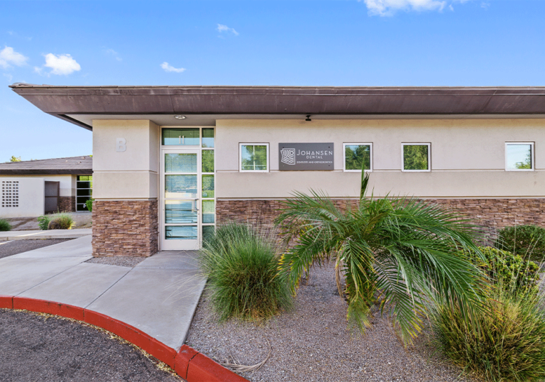 Image of the exterior of Johansen Dental in Chandler, Arizona.